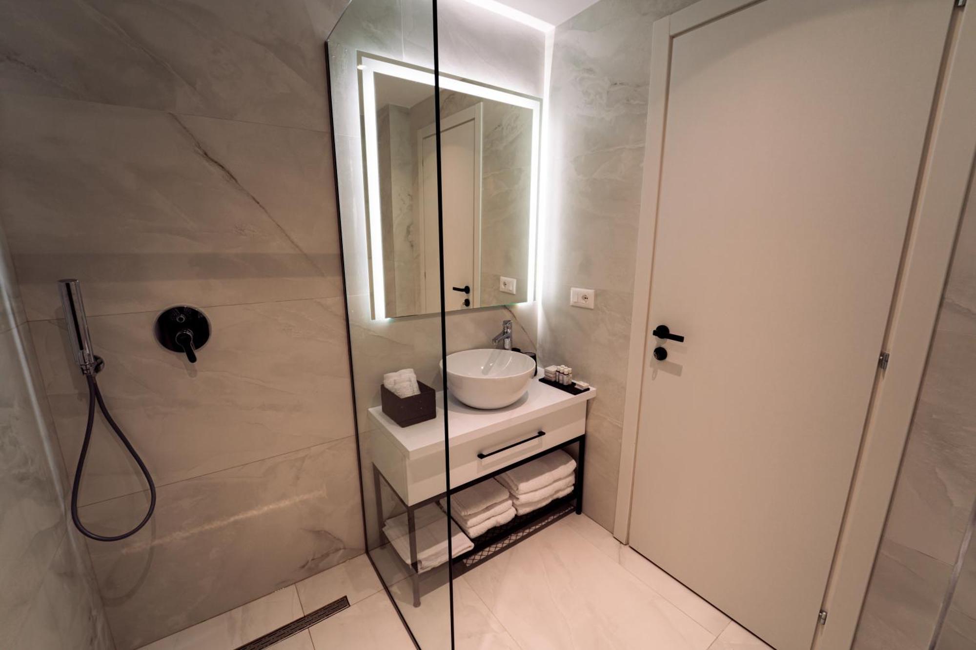 Hotel Vila 19 Dhërmi Εξωτερικό φωτογραφία