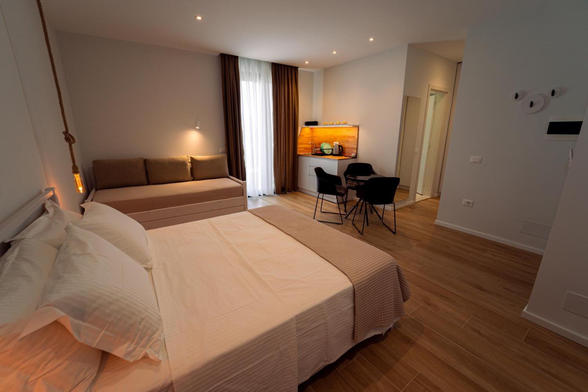 Hotel Vila 19 Dhërmi Εξωτερικό φωτογραφία